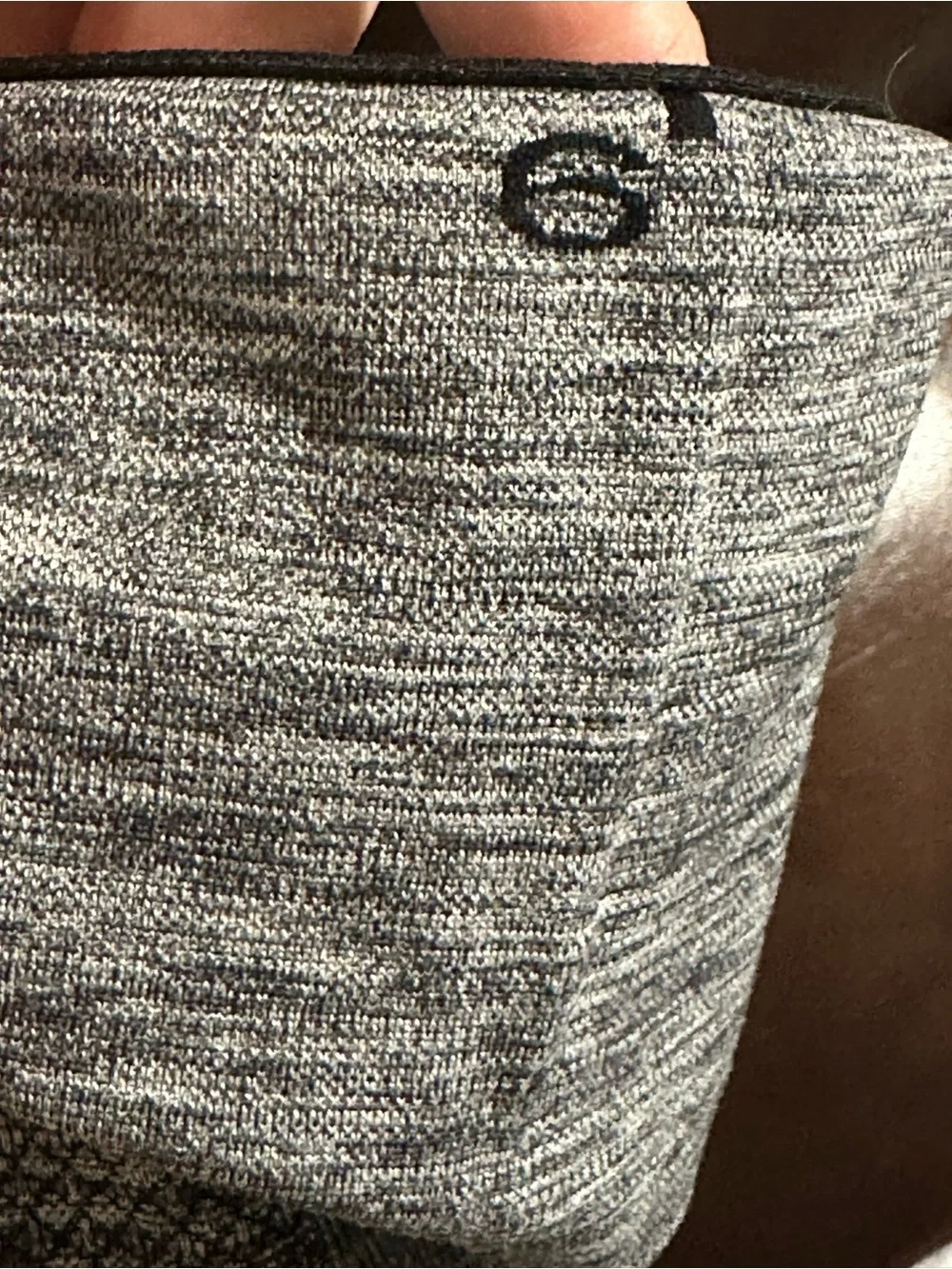 Lululemon Seamlessly Street Crop Leggings size 6